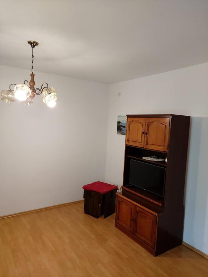 Apartmani Anita Malinska Zewnętrze zdjęcie